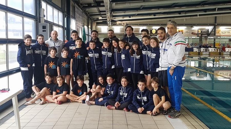 images/images/Nuoto_Pinnato/foto_articoli/medium/sweet_team_2.jpeg