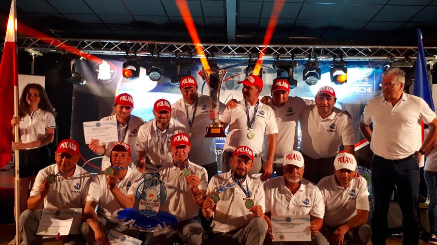 images/images/Pesca_Di_Superficie/spinning_dariva/medium/poland_win2019.jpg