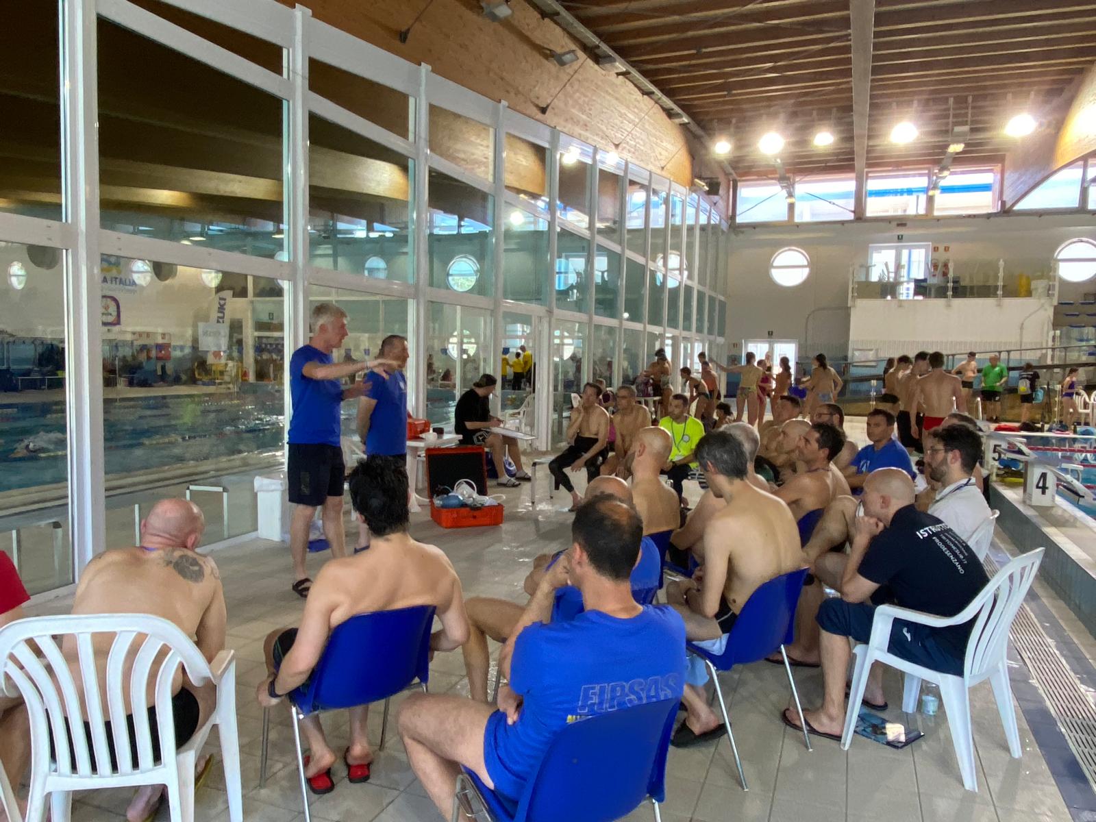 Foto corso allenatori indoor piscina