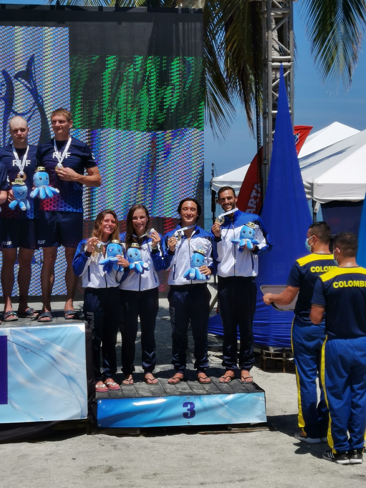 Foto staffetta 4x2000 m monopinna Zaghet Monduzzi Shao e De Ceglie